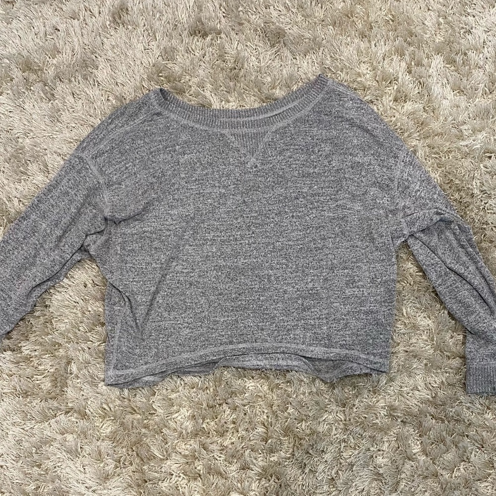 A&F Gray Long Sleeve, Size Small